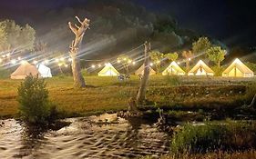 Riverside Bunec Camping