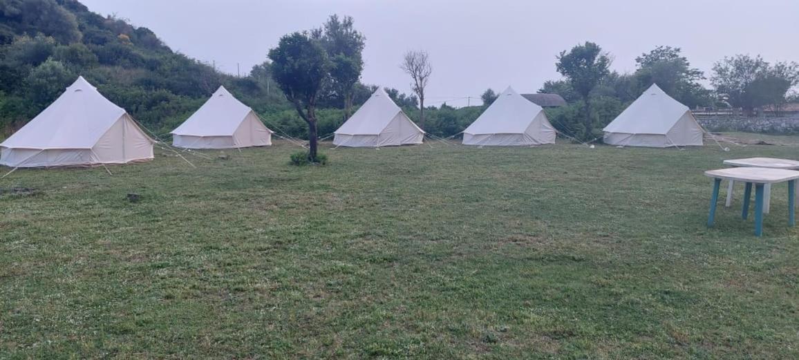 Hotel Riverside Bunec Camping Piqeras Zewnętrze zdjęcie