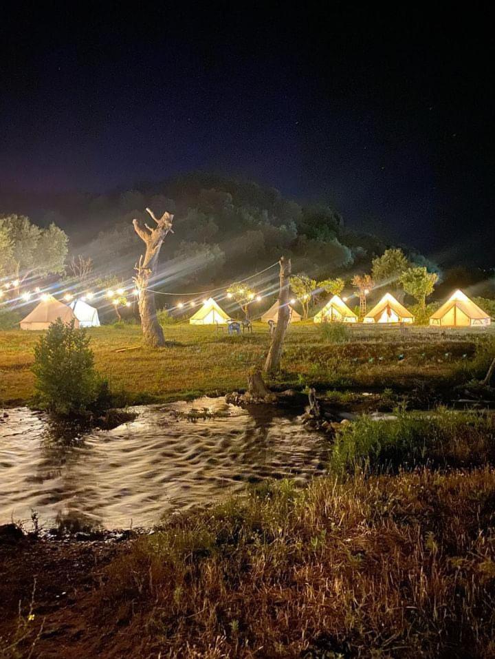 Hotel Riverside Bunec Camping Piqeras Zewnętrze zdjęcie